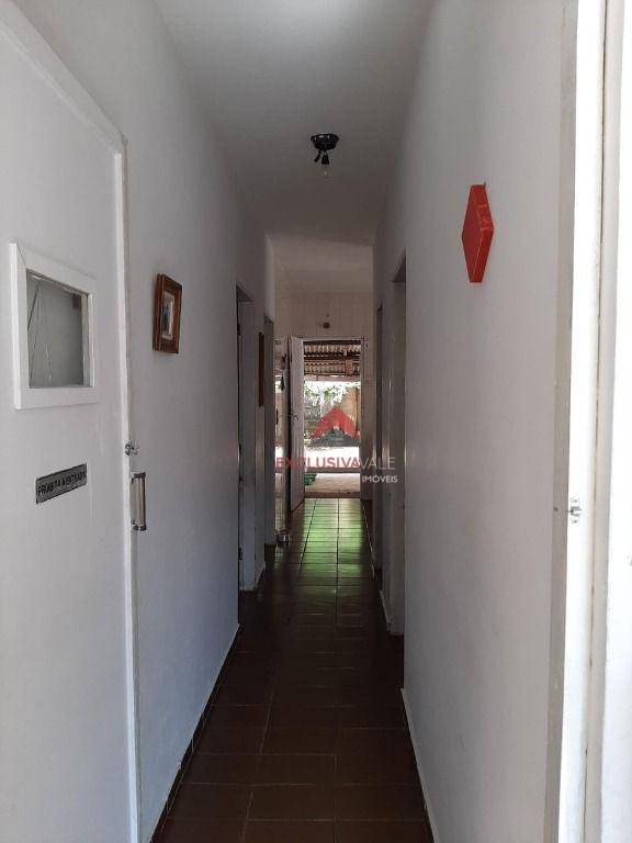 Casa à venda com 3 quartos, 77m² - Foto 8