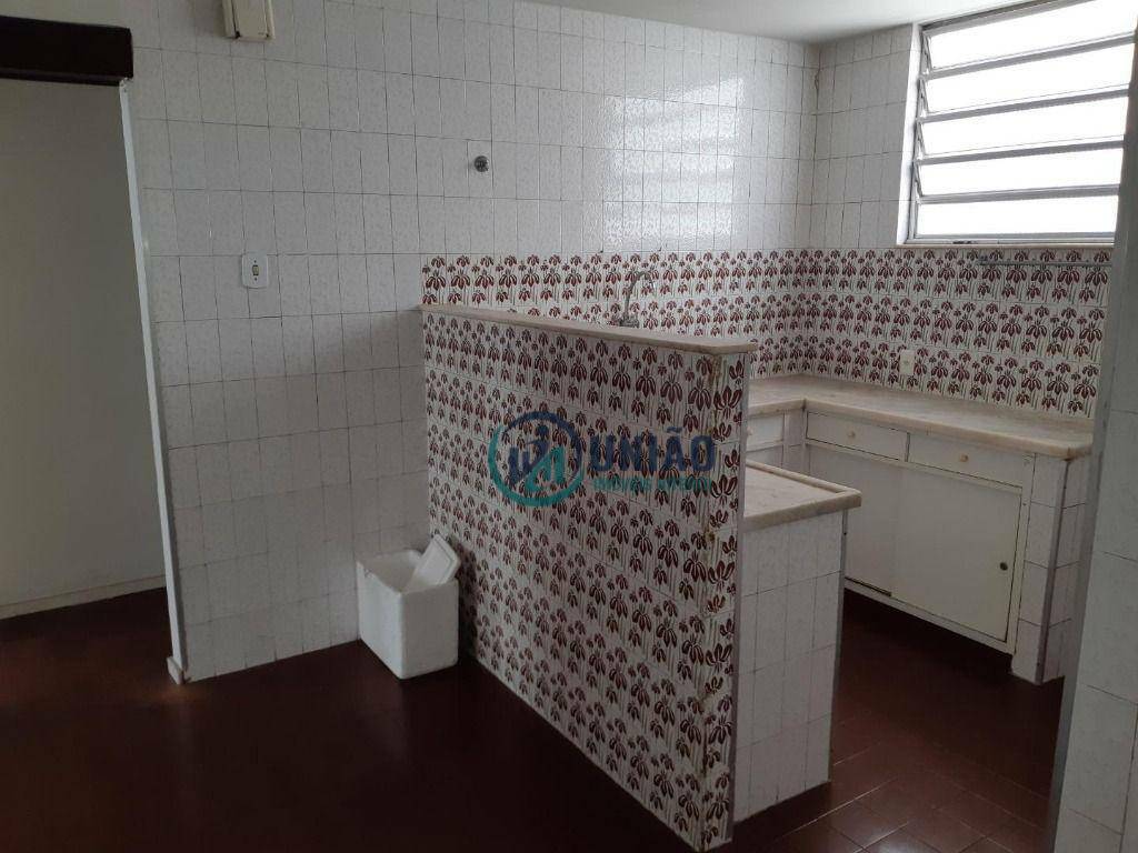 Apartamento à venda com 2 quartos, 85m² - Foto 7