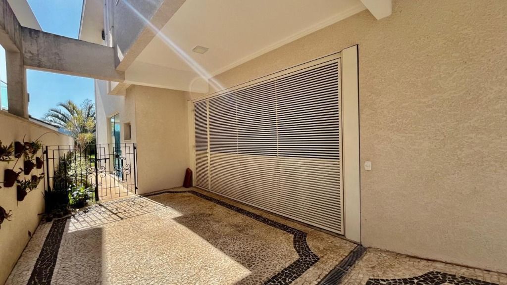 Casa de Condomínio à venda com 4 quartos, 380m² - Foto 43