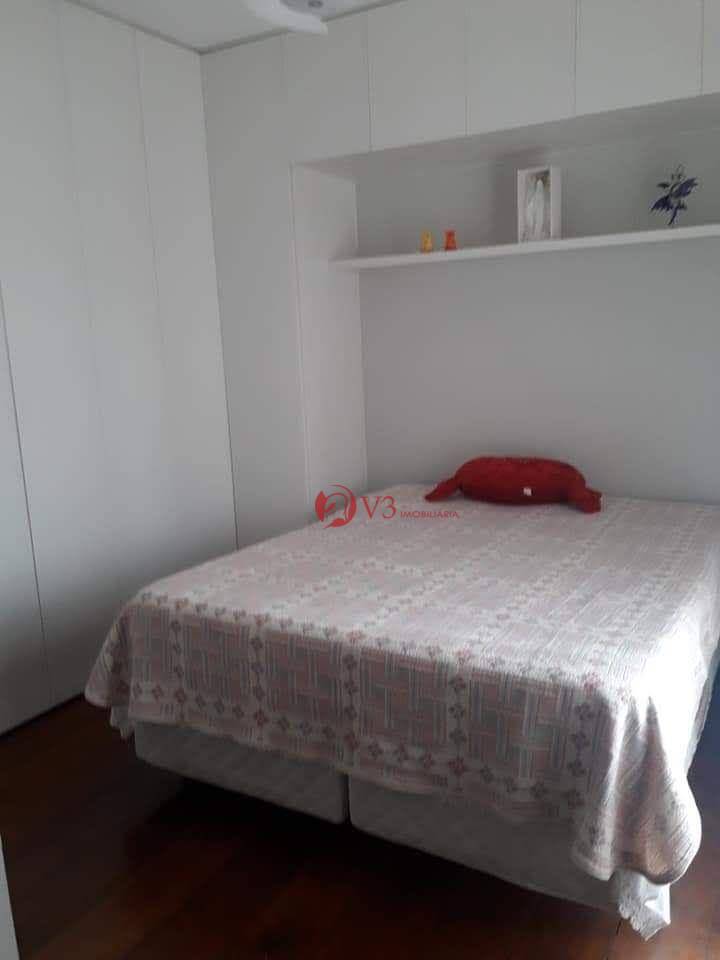 Sobrado à venda com 4 quartos, 200m² - Foto 18