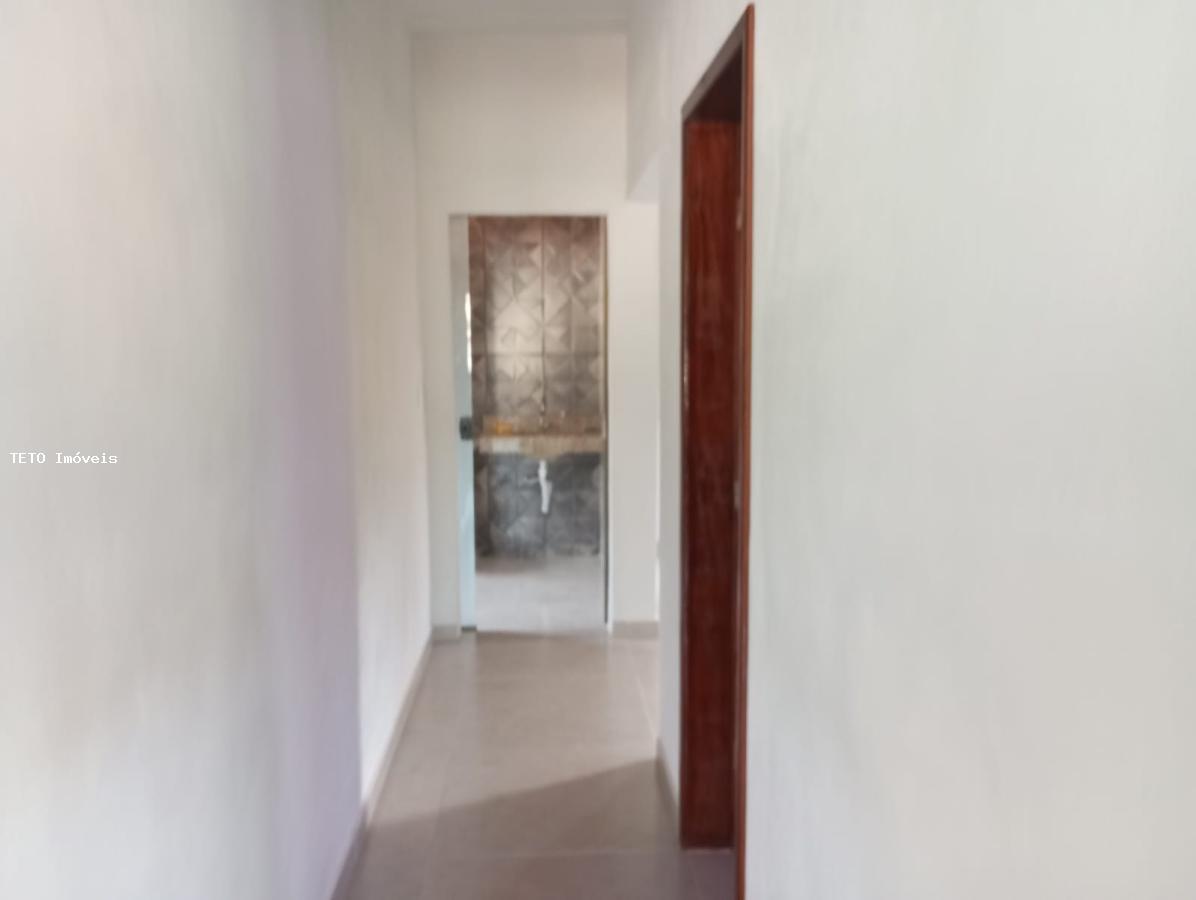 Casa à venda com 3 quartos, 300m² - Foto 8