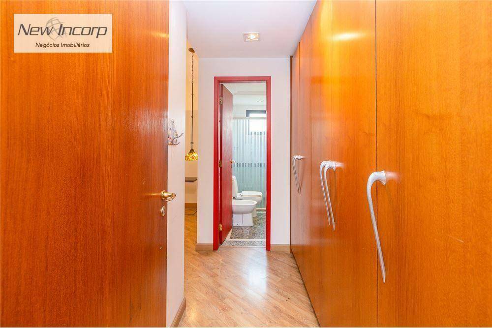 Apartamento à venda com 3 quartos, 222m² - Foto 10