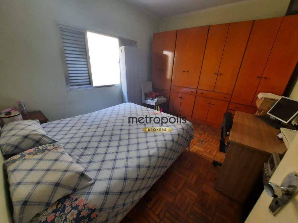 Casa à venda com 7 quartos, 300m² - Foto 16