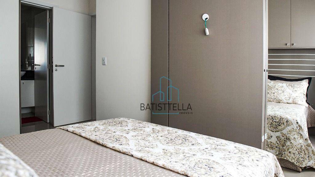 Apartamento à venda com 2 quartos, 64m² - Foto 17