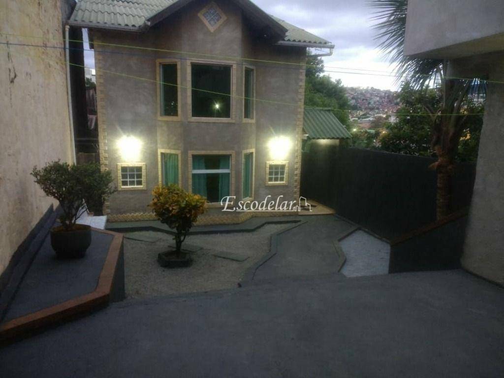 Sobrado à venda com 3 quartos, 150m² - Foto 2