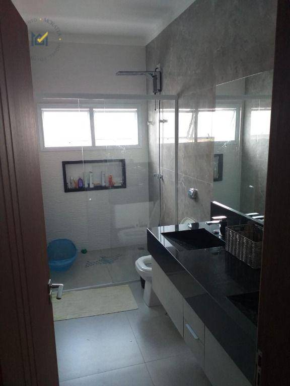 Casa de Condomínio à venda com 4 quartos, 300m² - Foto 12