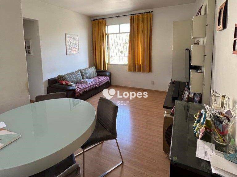 Apartamento à venda com 3 quartos, 75m² - Foto 1