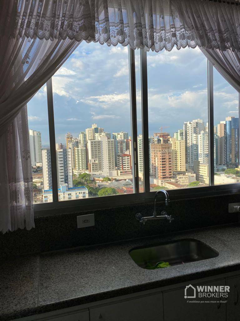 Apartamento à venda com 4 quartos, 218m² - Foto 22