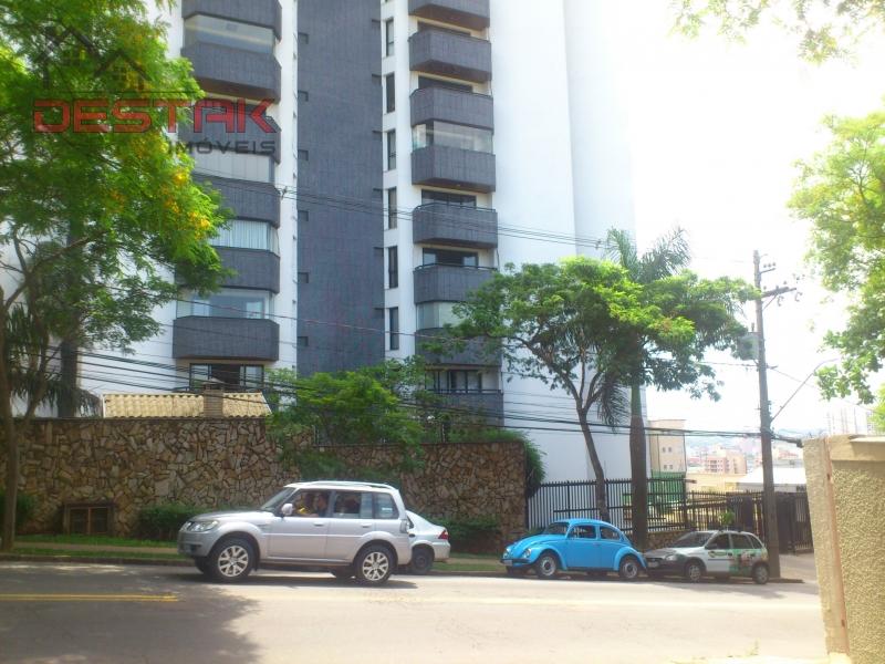 Apartamento para alugar com 3 quartos, 98m² - Foto 11