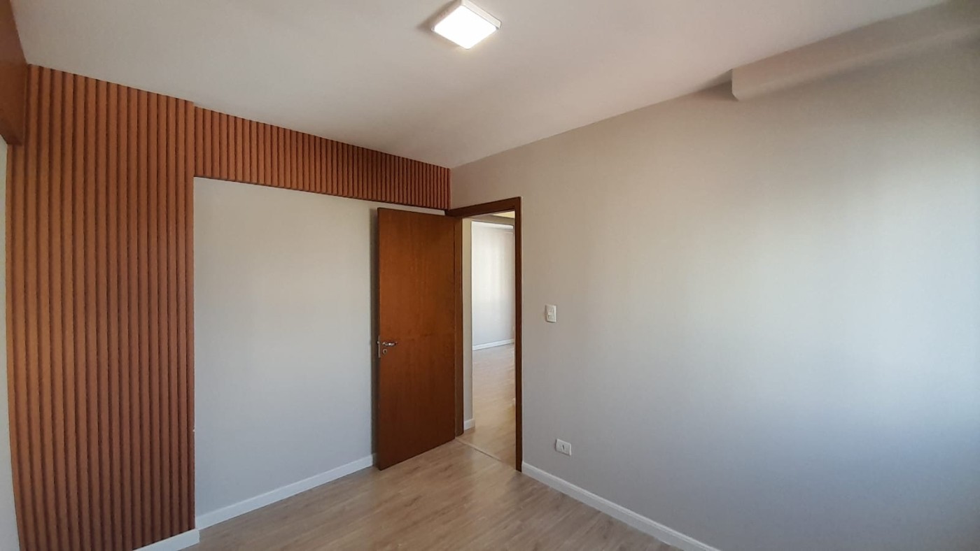 Apartamento à venda com 2 quartos, 67m² - Foto 5