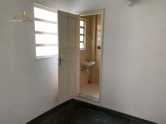 Casa à venda com 3 quartos, 600m² - Foto 26