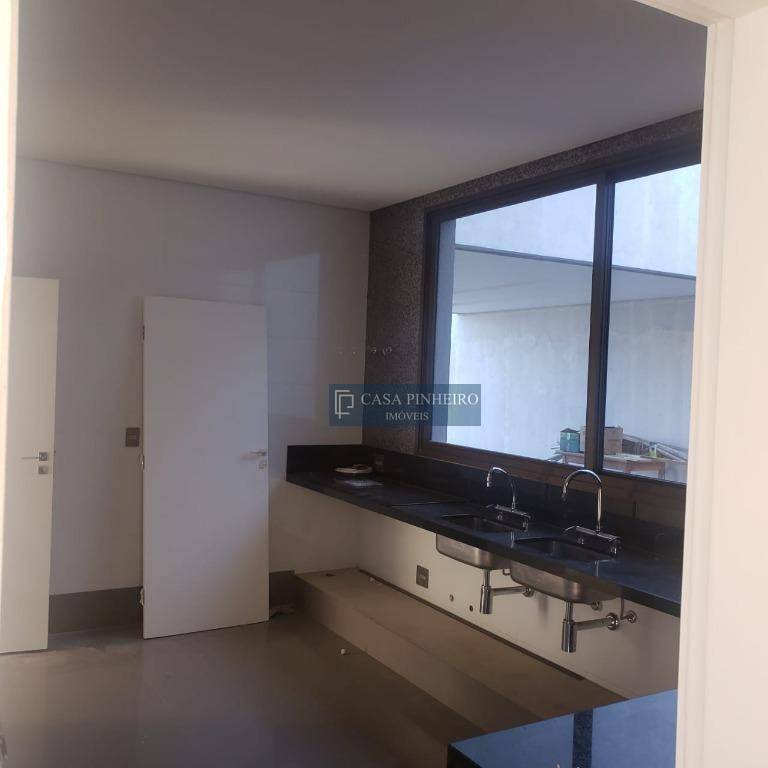 Casa à venda com 4 quartos, 452m² - Foto 5