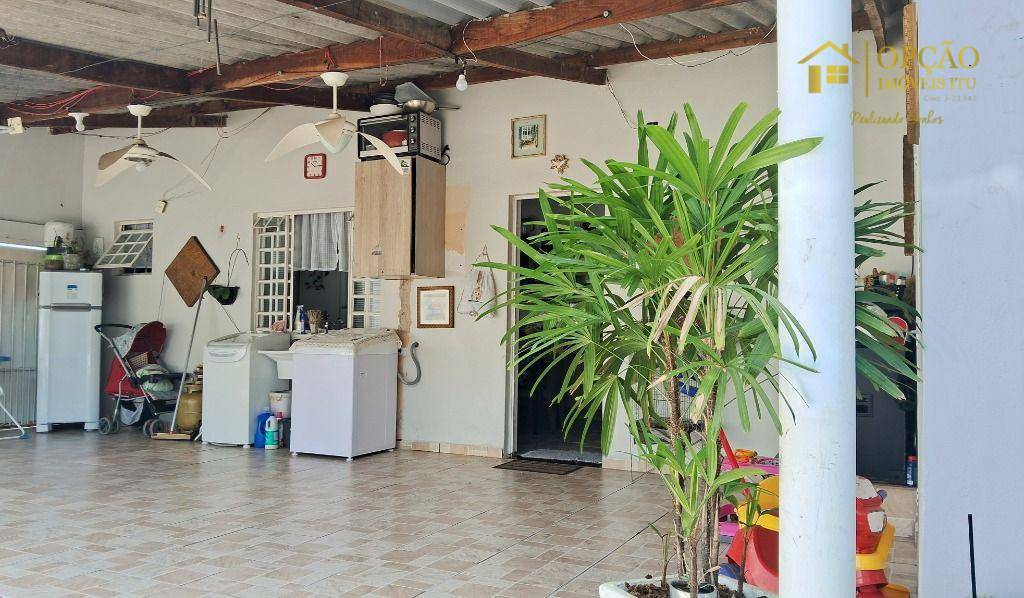 Casa à venda com 2 quartos, 74m² - Foto 3