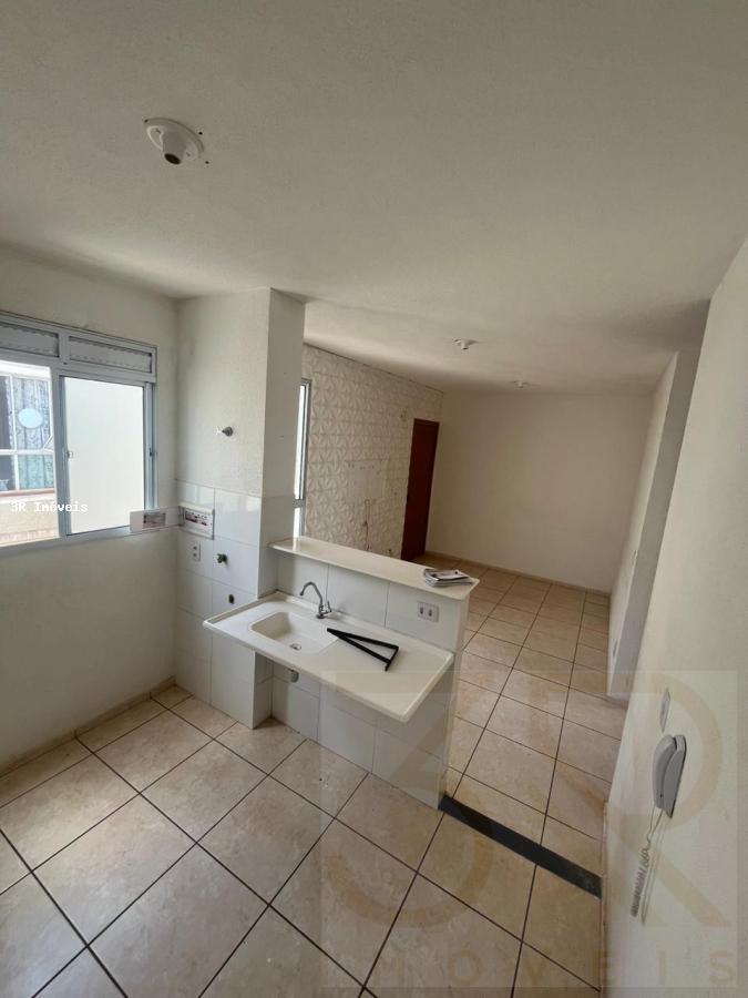 Apartamento à venda com 2 quartos, 41m² - Foto 4