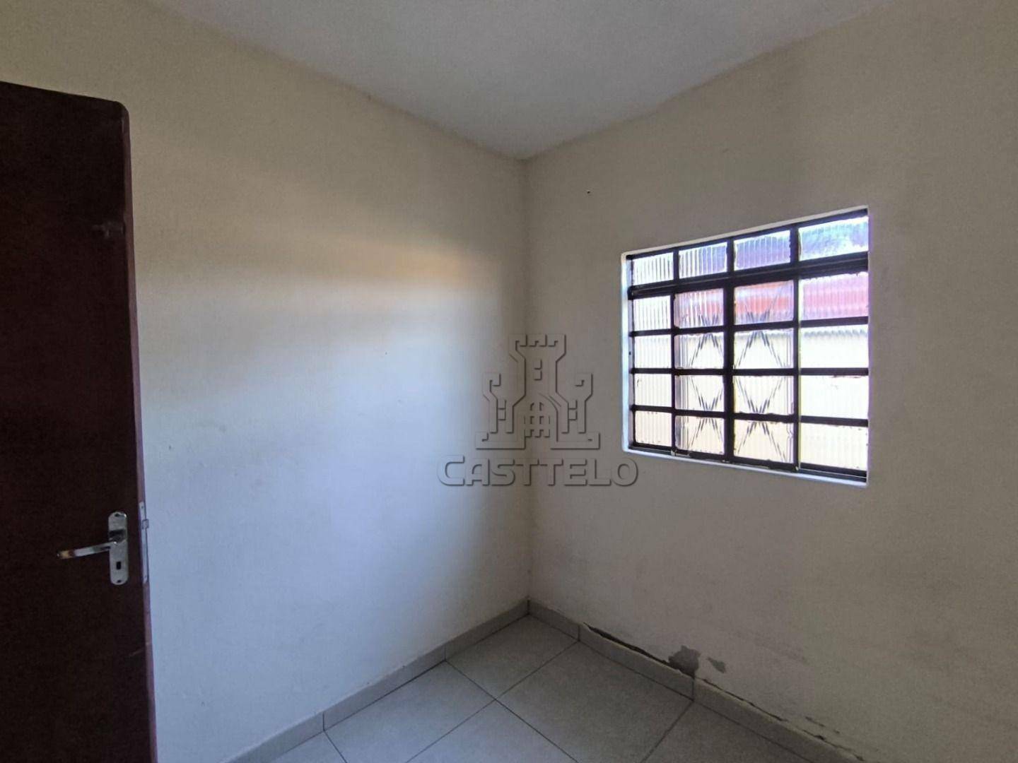 Casa para alugar com 3 quartos, 70m² - Foto 8