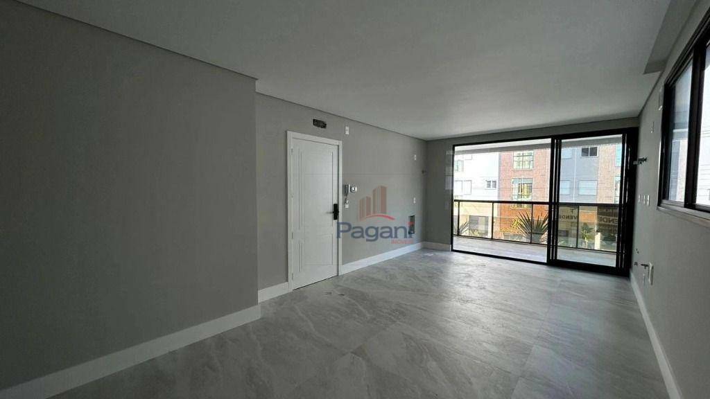 Apartamento à venda com 3 quartos, 87m² - Foto 5