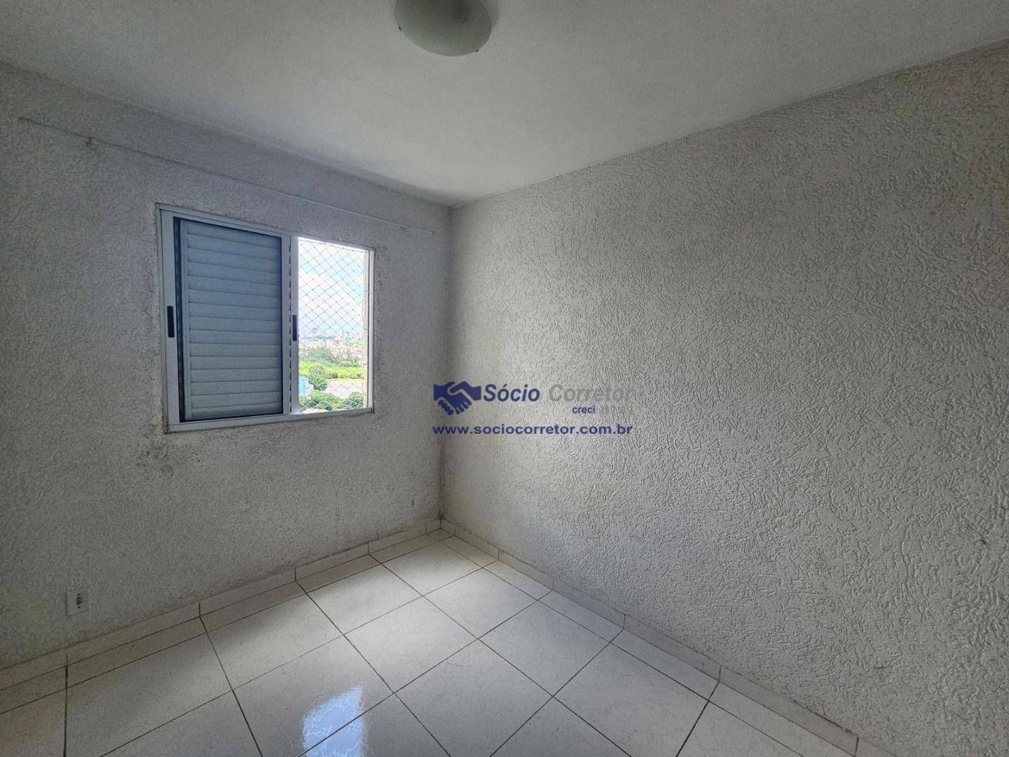 Apartamento para alugar com 2 quartos, 45m² - Foto 10