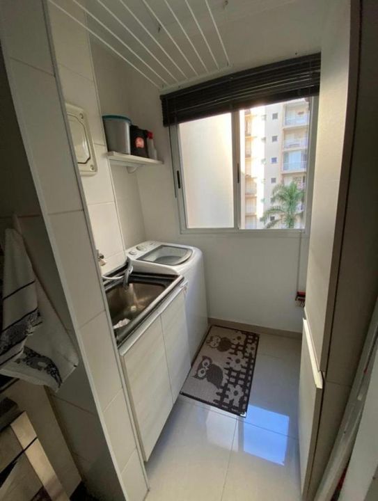 Apartamento à venda com 2 quartos, 72m² - Foto 11