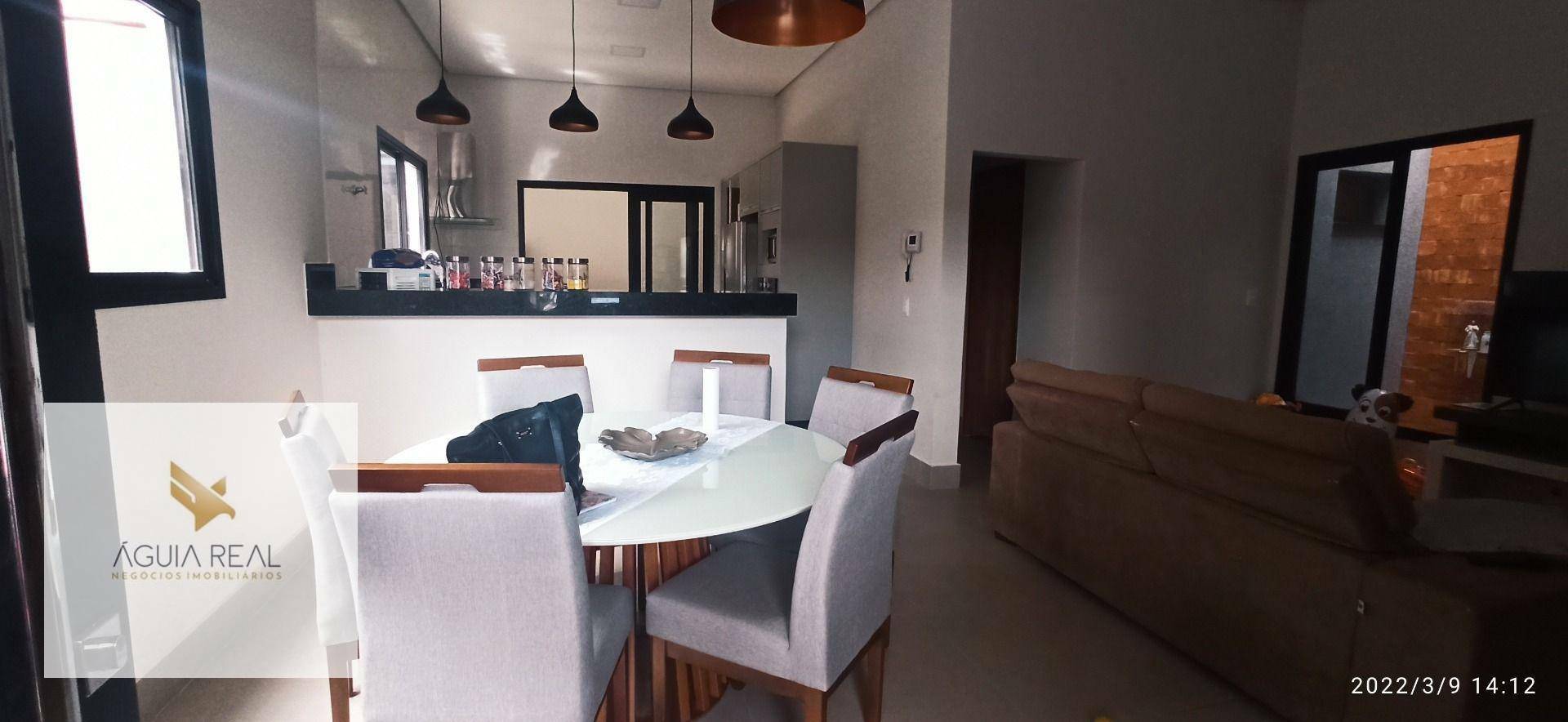 Casa à venda com 3 quartos, 160m² - Foto 4