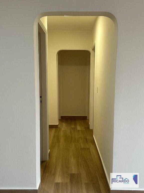 Apartamento para alugar com 3 quartos, 90m² - Foto 9