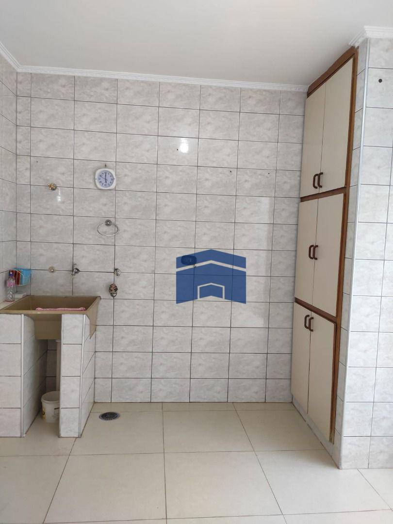 Sobrado à venda com 4 quartos, 238m² - Foto 10