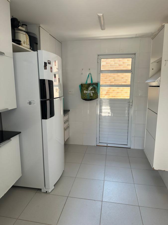 Casa de Condomínio à venda com 4 quartos, 250m² - Foto 28