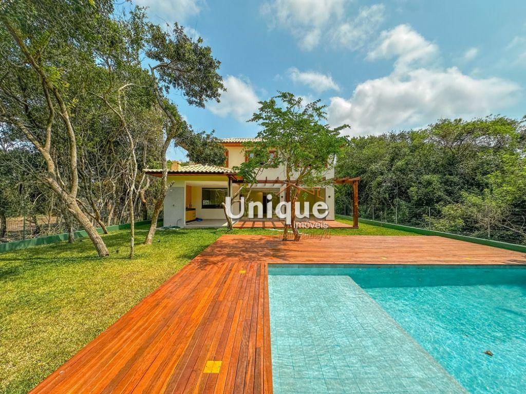 Casa de Condomínio à venda com 5 quartos, 260m² - Foto 2