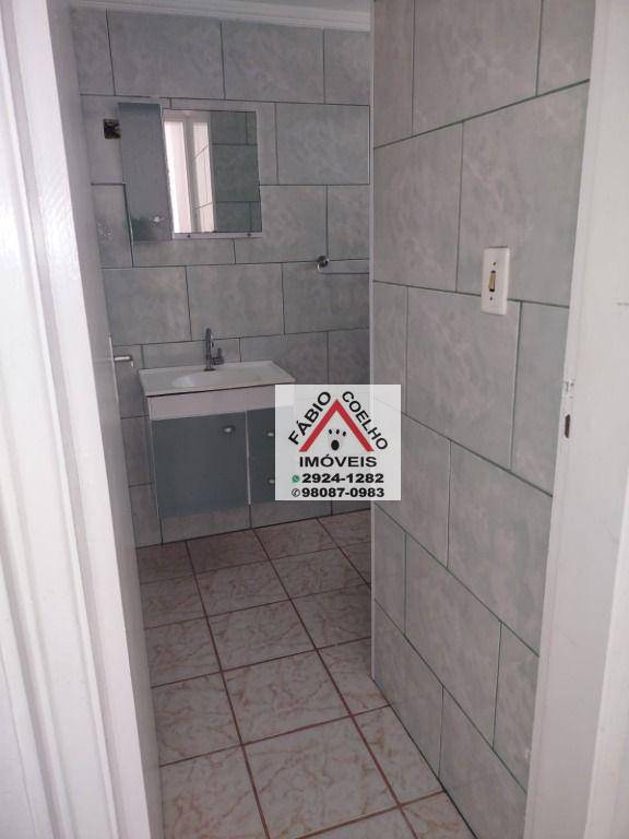 Apartamento à venda com 2 quartos, 42m² - Foto 11