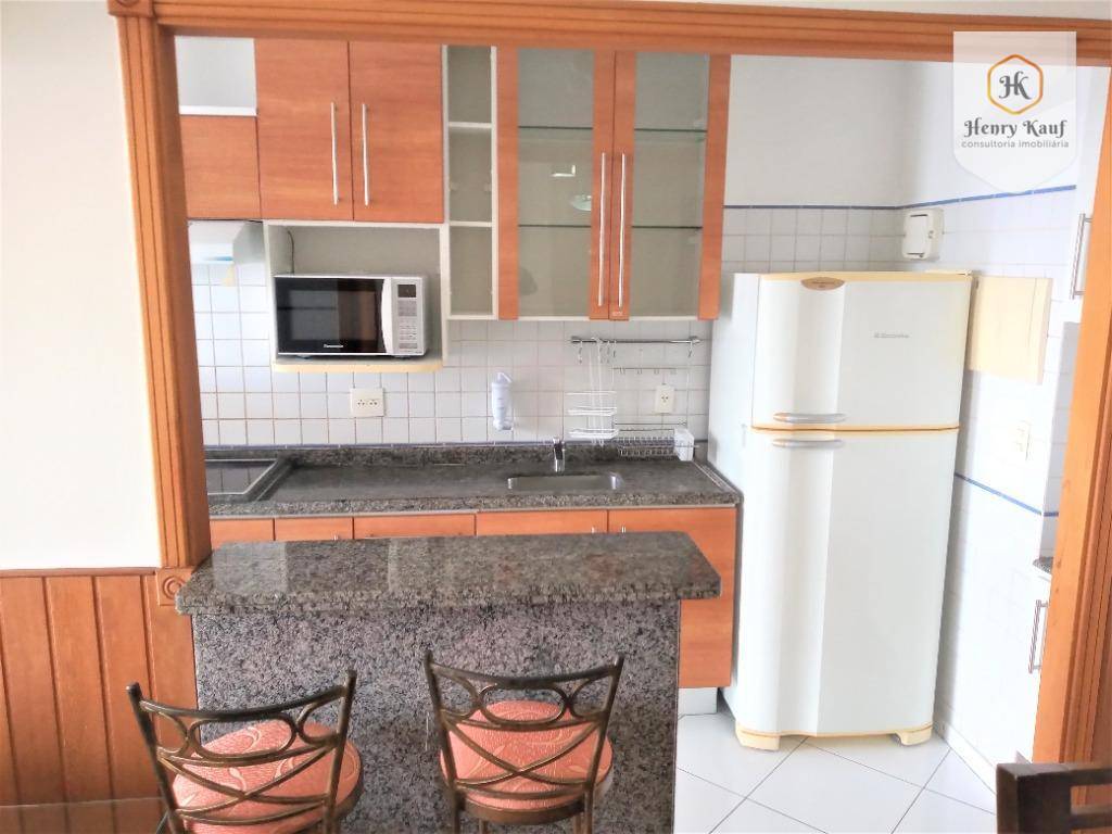 Apartamento para alugar com 1 quarto, 47m² - Foto 9