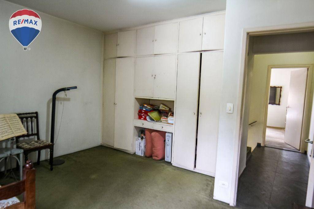 Sobrado à venda com 3 quartos, 290m² - Foto 35