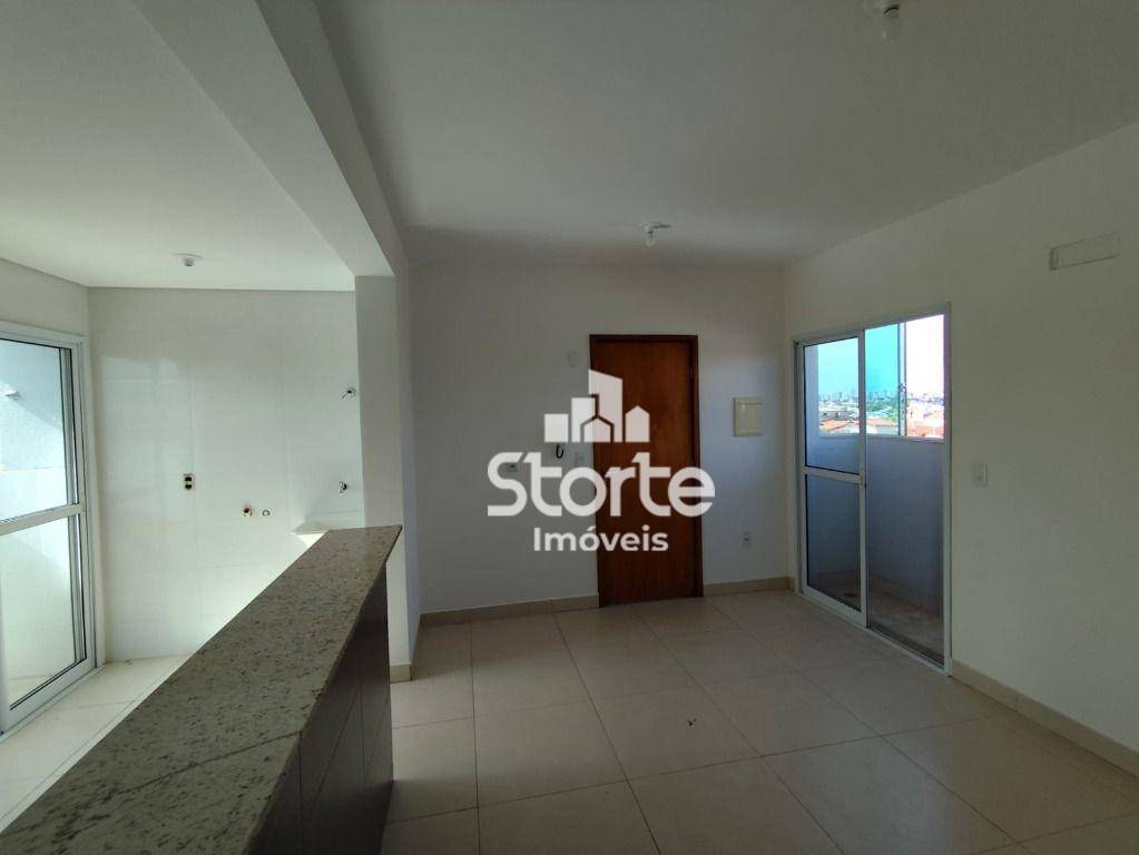 Apartamento para alugar com 2 quartos, 52m² - Foto 5