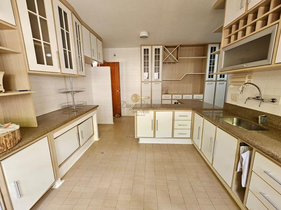 Casa à venda com 5 quartos, 435m² - Foto 12