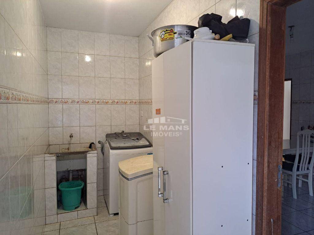 Casa à venda com 2 quartos, 122m² - Foto 16