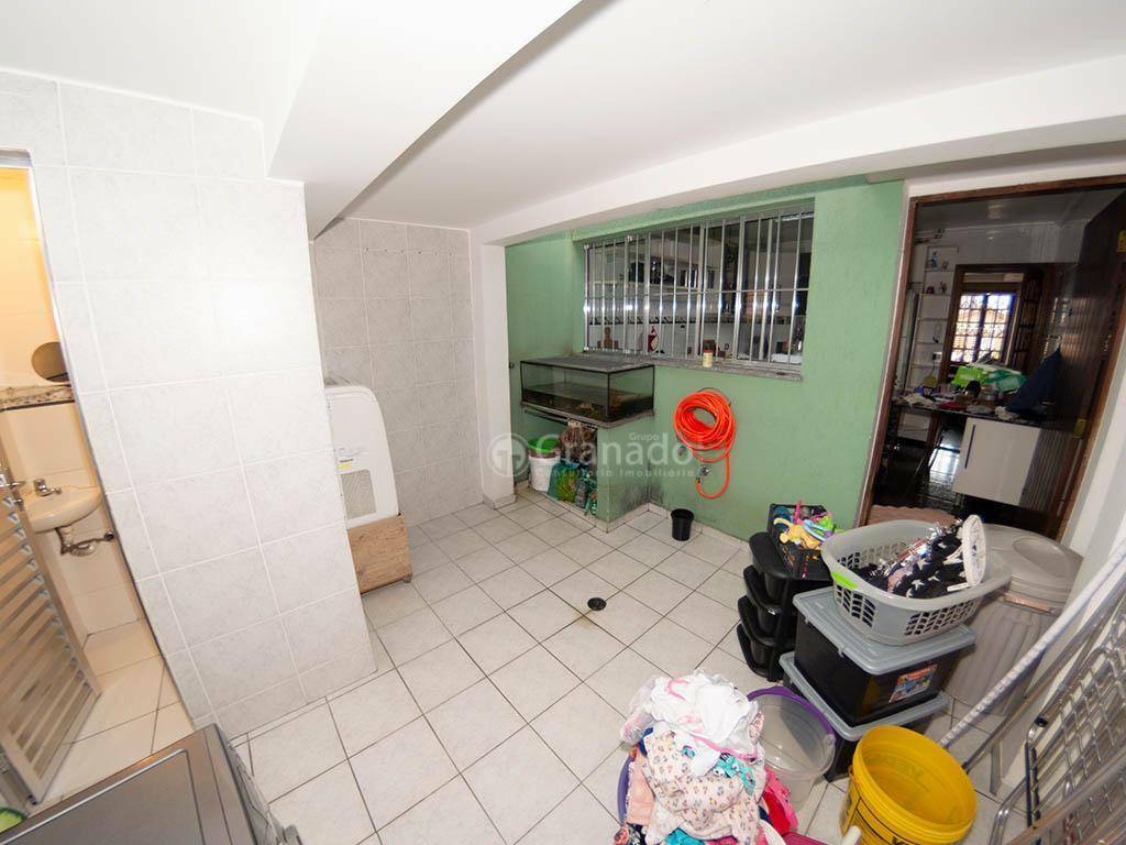 Sobrado à venda com 2 quartos, 130m² - Foto 14