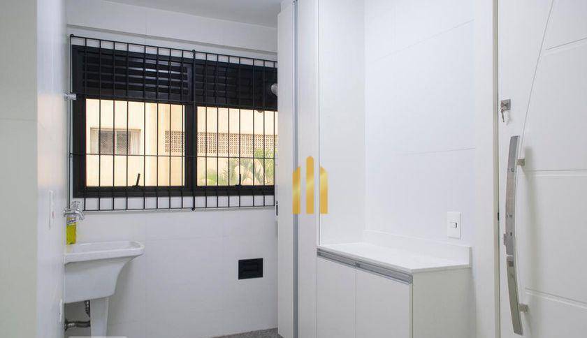 Apartamento para alugar com 4 quartos, 143m² - Foto 15