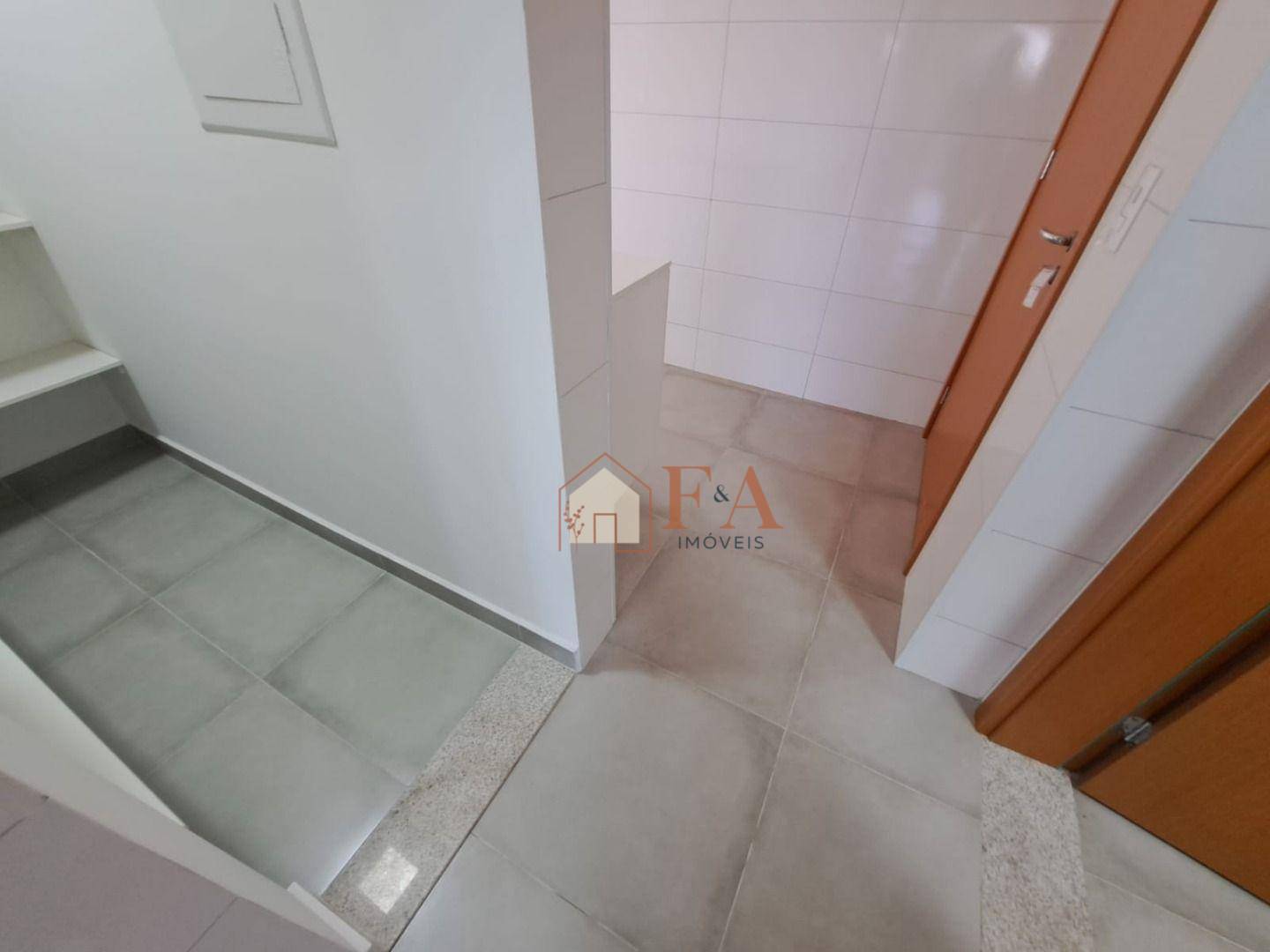 Apartamento à venda com 3 quartos, 140m² - Foto 11