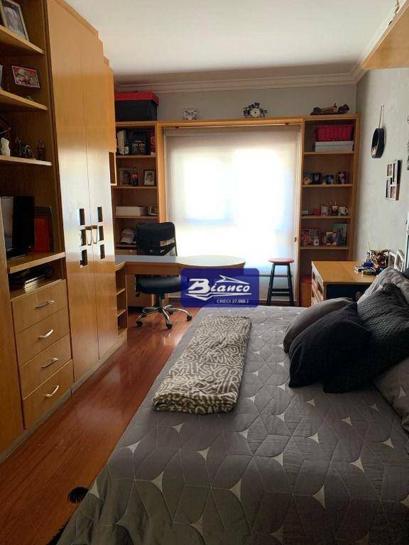 Sobrado à venda com 3 quartos, 330m² - Foto 18