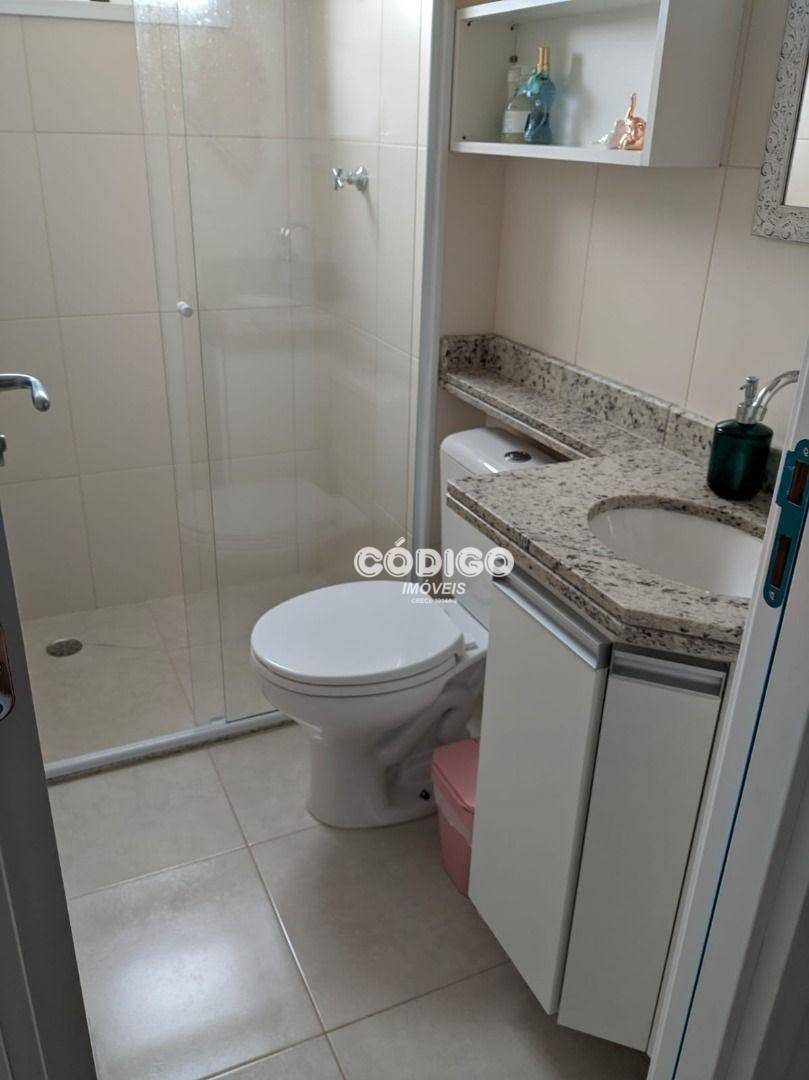 Apartamento à venda com 2 quartos, 62m² - Foto 14