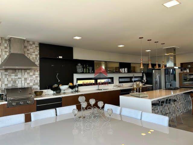Casa de Condomínio para alugar com 6 quartos, 548m² - Foto 11