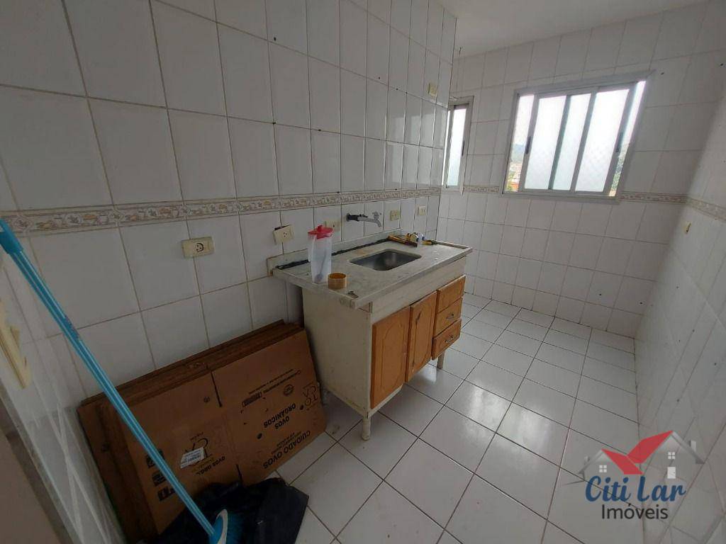 Apartamento à venda com 2 quartos, 62m² - Foto 8