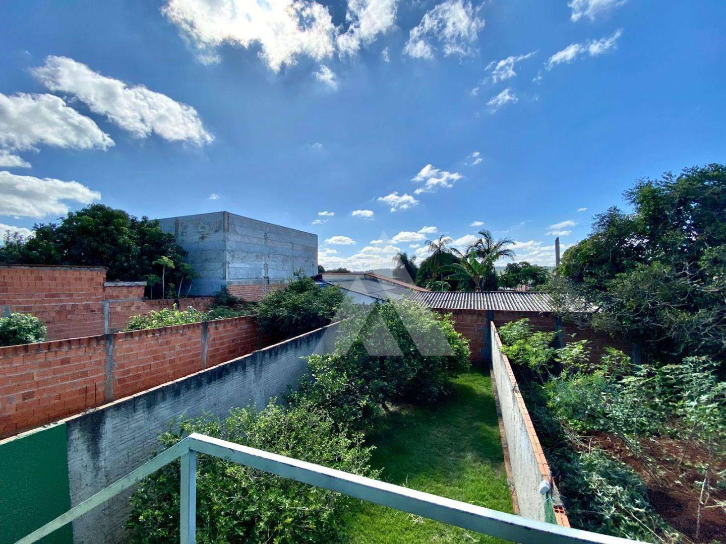Casa à venda com 3 quartos, 178m² - Foto 24