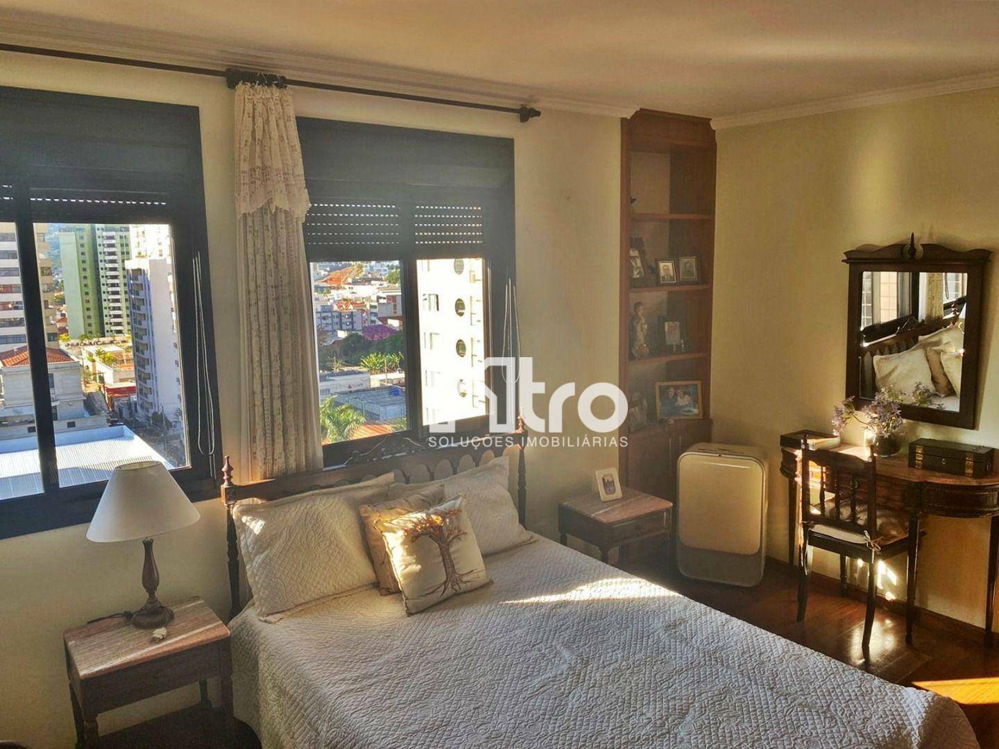 Apartamento à venda com 4 quartos, 180m² - Foto 13