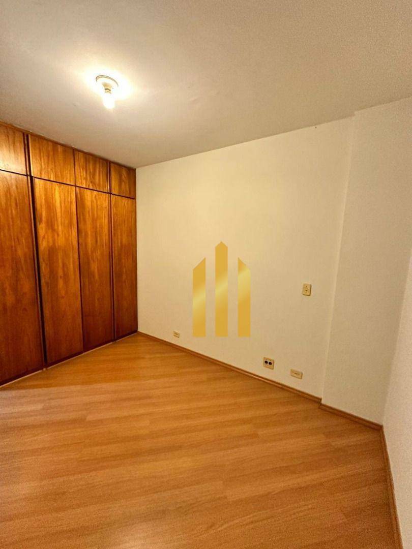 Apartamento para alugar com 3 quartos, 90m² - Foto 7