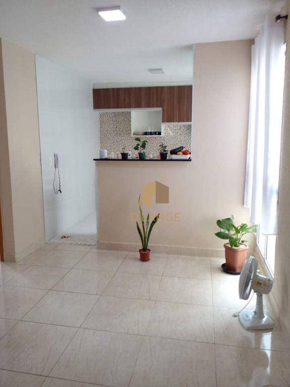 Apartamento à venda com 2 quartos, 45m² - Foto 1