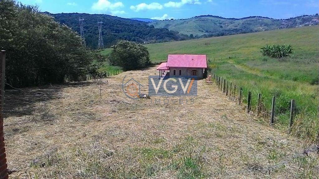 Chácara à venda com 2 quartos, 2600m² - Foto 11