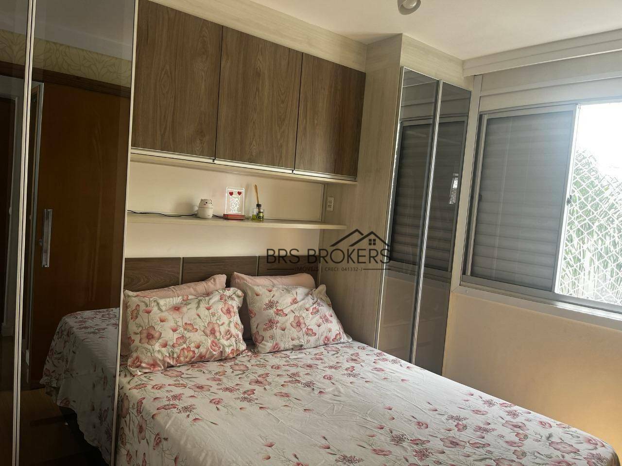 Apartamento à venda com 2 quartos, 42m² - Foto 14