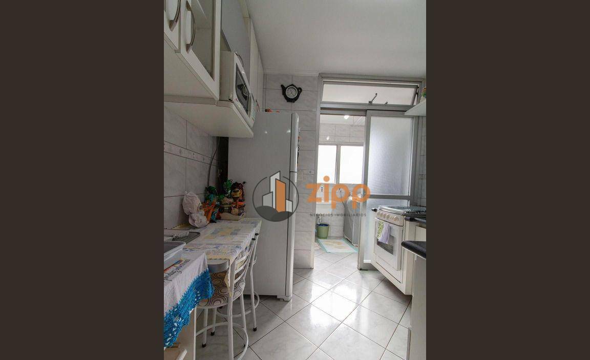 Apartamento à venda com 2 quartos, 58m² - Foto 18