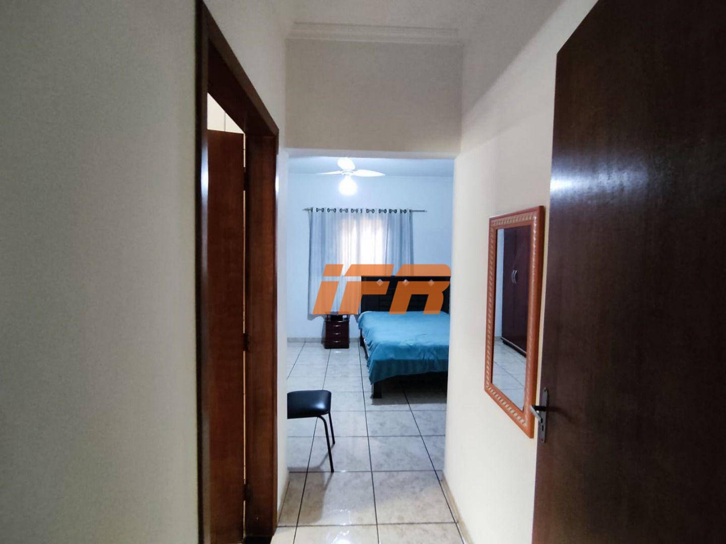 Sobrado à venda com 5 quartos, 269m² - Foto 44