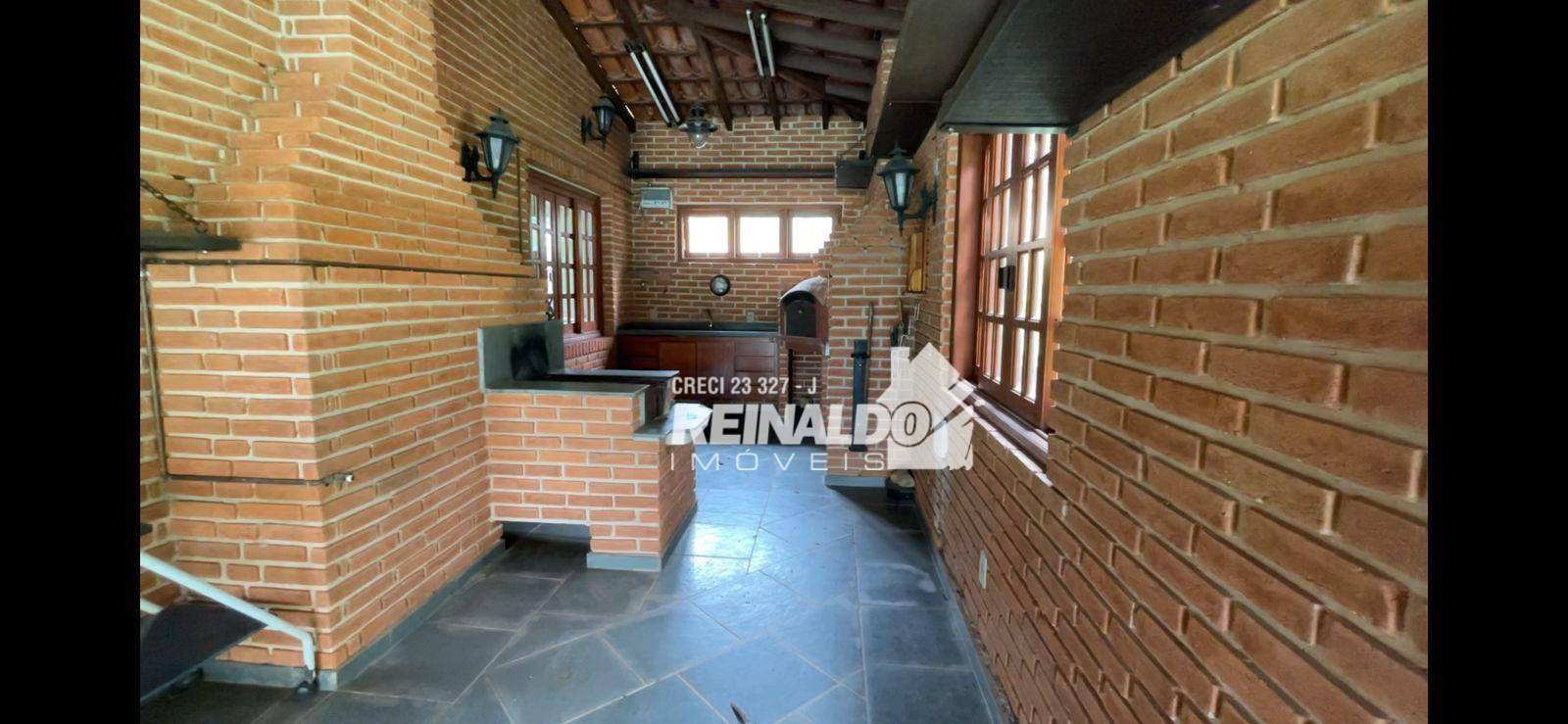 Casa de Condomínio à venda com 1 quarto, 198m² - Foto 2