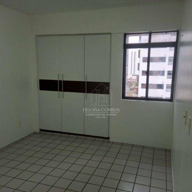 Apartamento para alugar com 3 quartos, 228m² - Foto 10